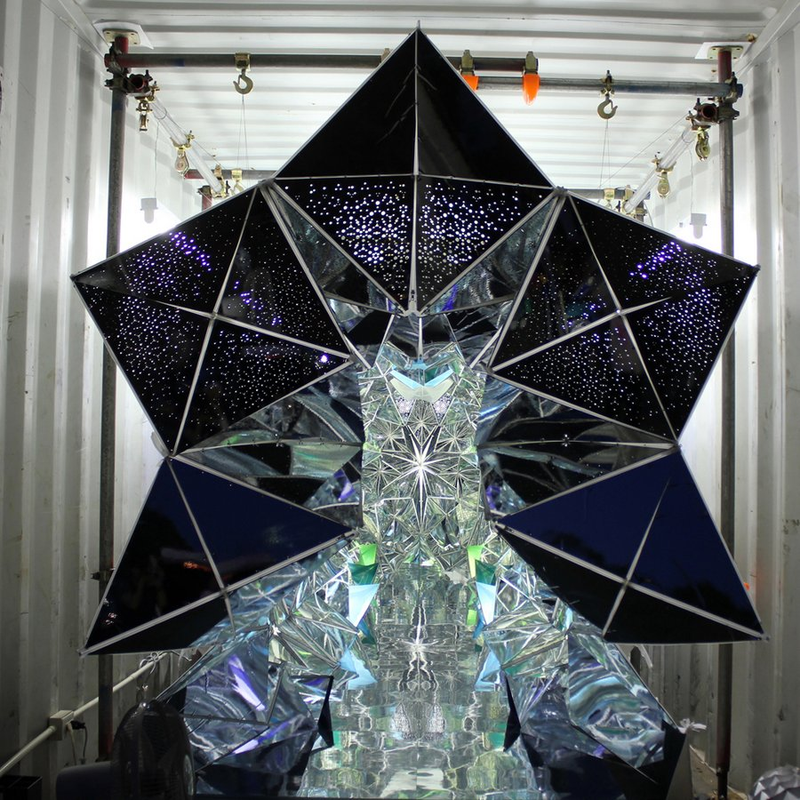 Illustration for article titled There's a Trippy Walk-In Kaleidoscope Hiding In This Shipping Container